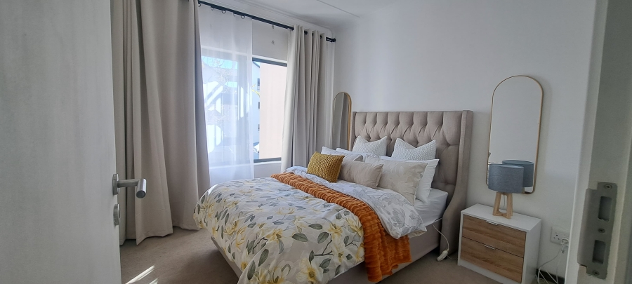 To Let 1 Bedroom Property for Rent in Fourways Gauteng