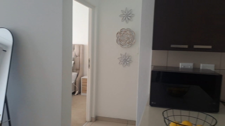 To Let 1 Bedroom Property for Rent in Fourways Gauteng