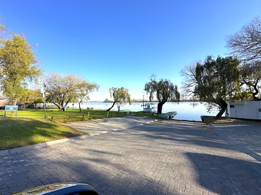 4 Bedroom Property for Sale in Vaalview Gauteng