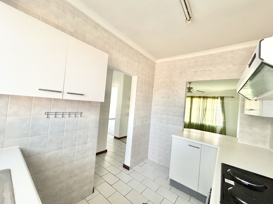 2 Bedroom Property for Sale in Vorna Valley Gauteng