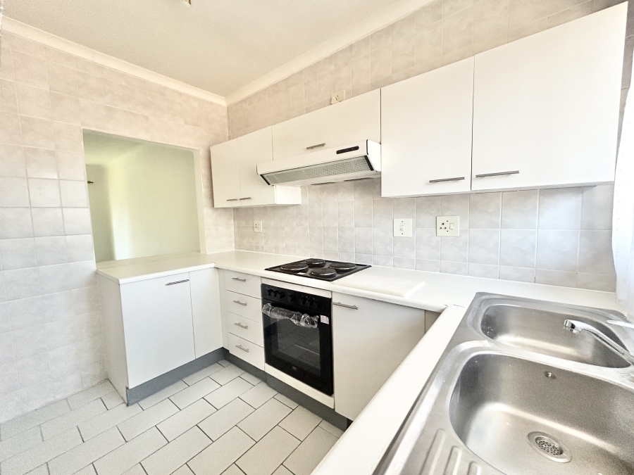 2 Bedroom Property for Sale in Vorna Valley Gauteng