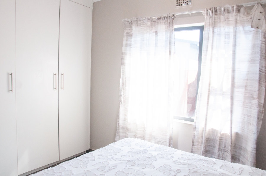 2 Bedroom Property for Sale in Noordwyk Gauteng