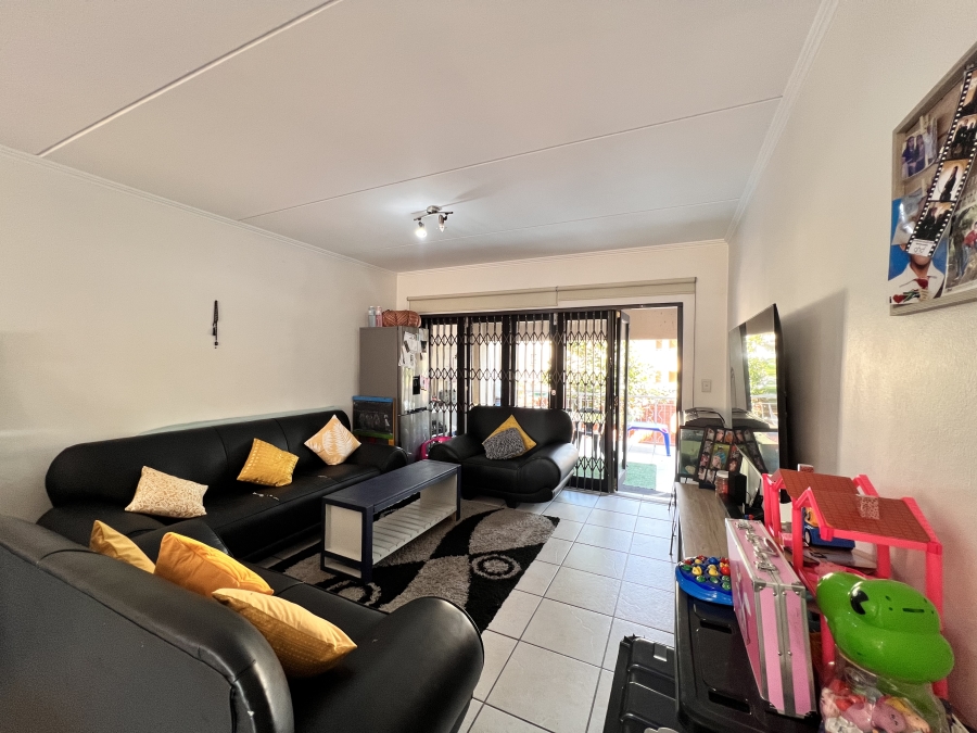 2 Bedroom Property for Sale in Sunninghill Gauteng