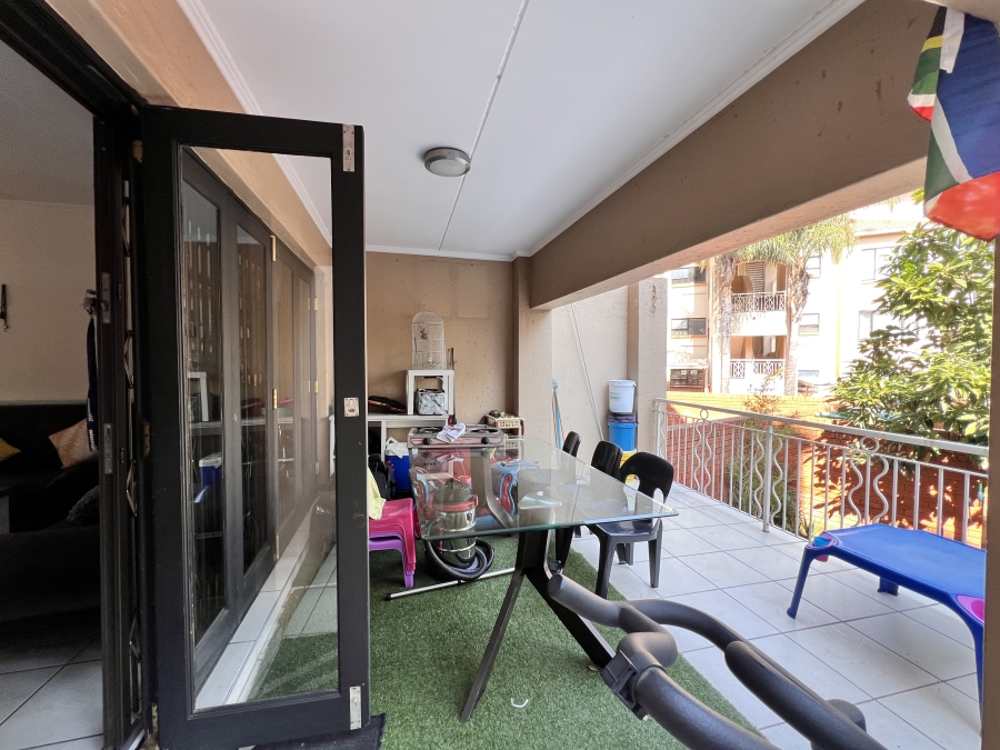 2 Bedroom Property for Sale in Sunninghill Gauteng