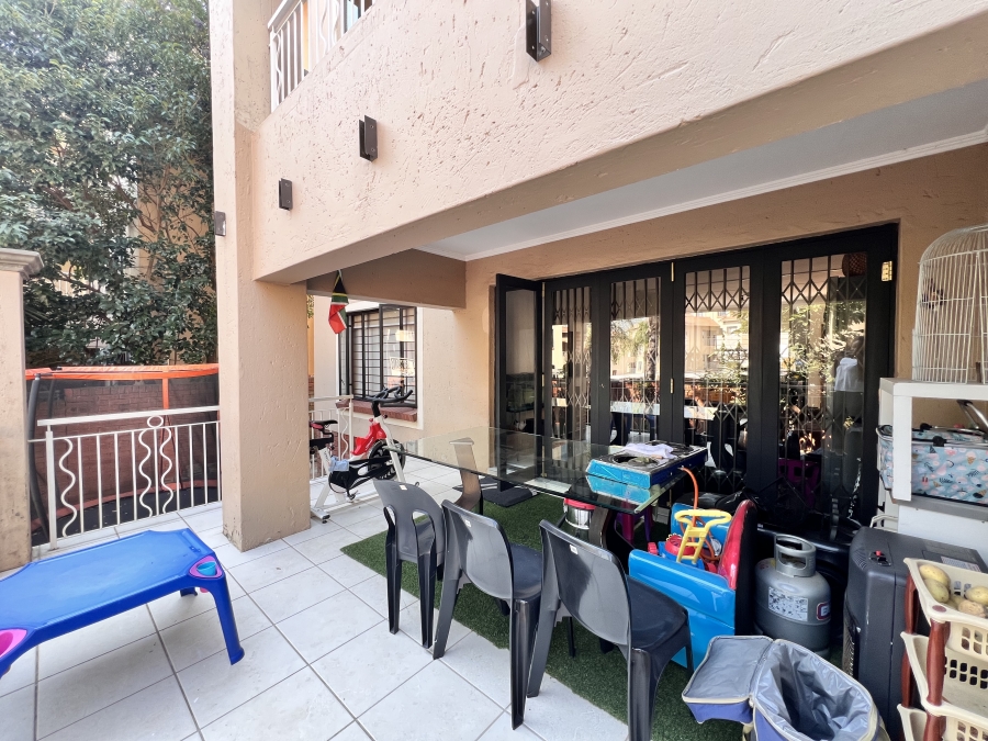 2 Bedroom Property for Sale in Sunninghill Gauteng