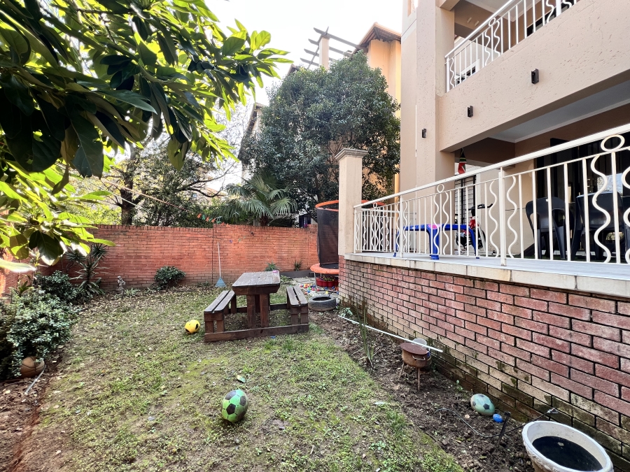2 Bedroom Property for Sale in Sunninghill Gauteng