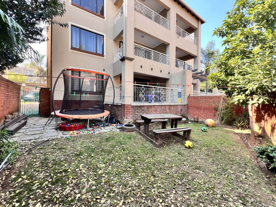 2 Bedroom Property for Sale in Sunninghill Gauteng