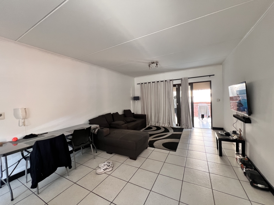 2 Bedroom Property for Sale in Sunninghill Gauteng