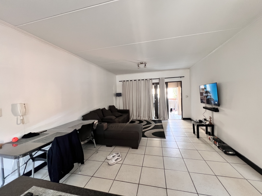 2 Bedroom Property for Sale in Sunninghill Gauteng