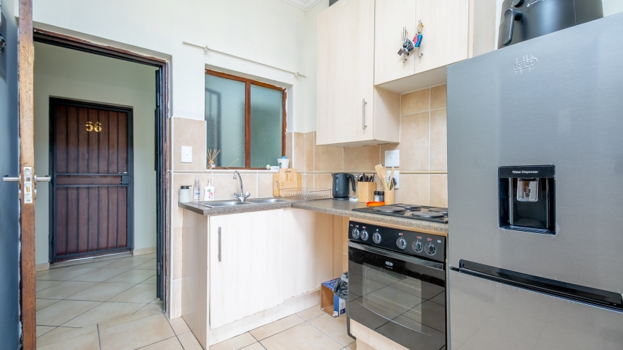 1 Bedroom Property for Sale in Hillcrest Gauteng