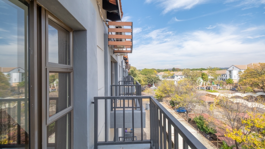 1 Bedroom Property for Sale in Hillcrest Gauteng