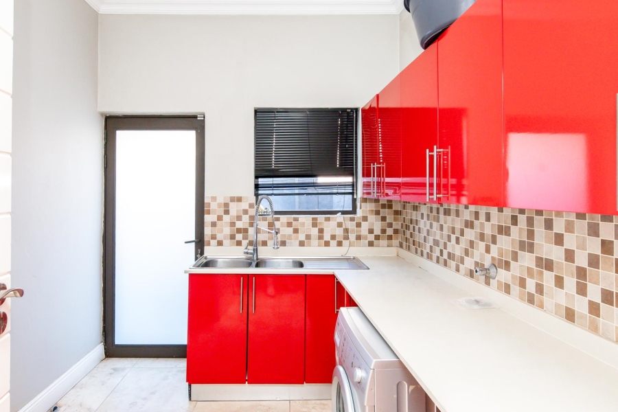 5 Bedroom Property for Sale in Summerset Gauteng