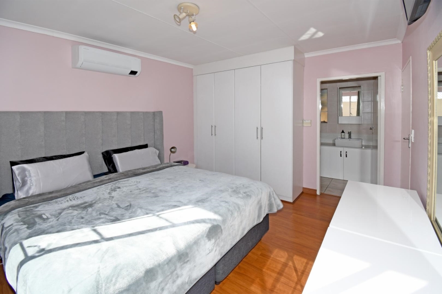 3 Bedroom Property for Sale in Kyalami Hills Gauteng