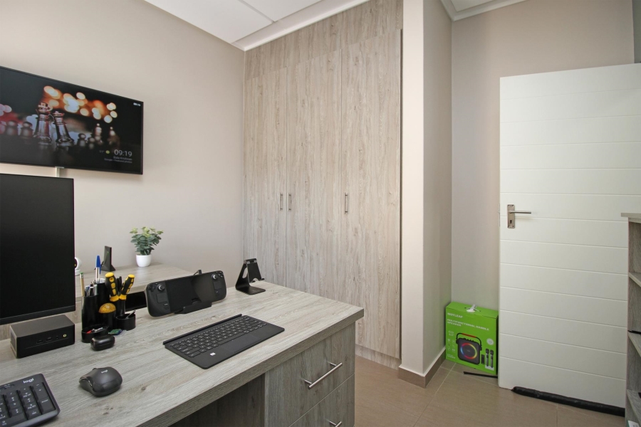4 Bedroom Property for Sale in Kyalami Gauteng