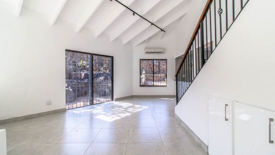 5 Bedroom Property for Sale in Bassonia Gauteng