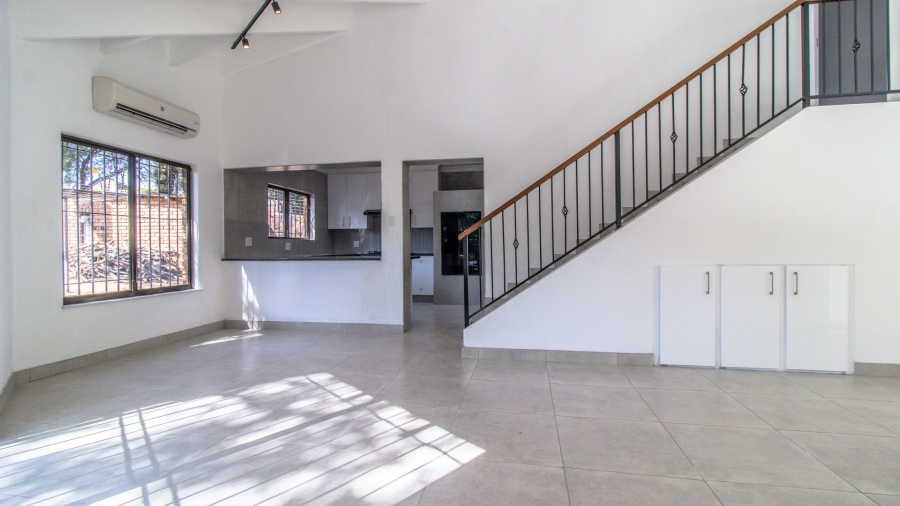 5 Bedroom Property for Sale in Bassonia Gauteng