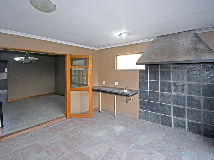 4 Bedroom Property for Sale in Klevehill Park Gauteng