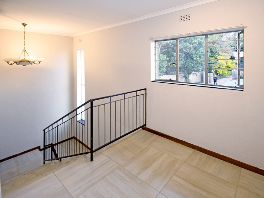 4 Bedroom Property for Sale in Klevehill Park Gauteng