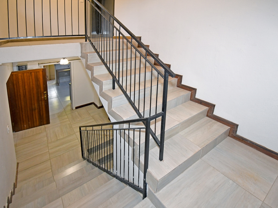 4 Bedroom Property for Sale in Klevehill Park Gauteng