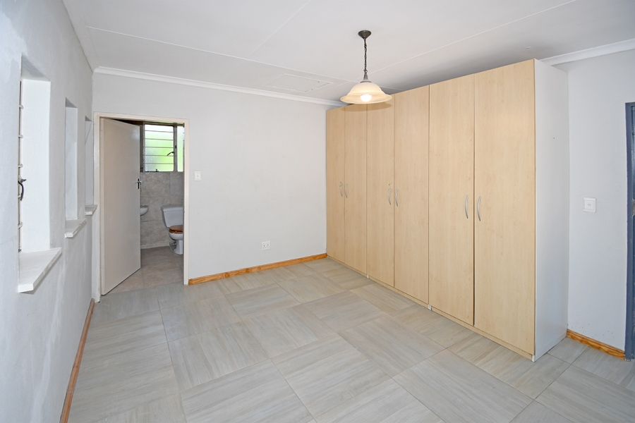 4 Bedroom Property for Sale in Klevehill Park Gauteng