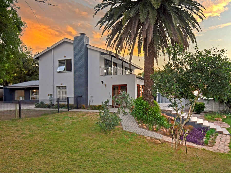 4 Bedroom Property for Sale in Klevehill Park Gauteng