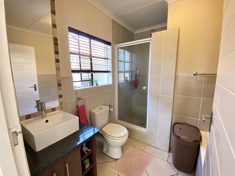 2 Bedroom Property for Sale in Bellairspark Gauteng
