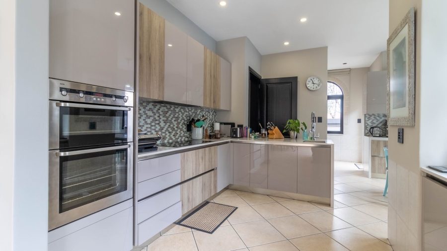 4 Bedroom Property for Sale in Bedfordview Gauteng