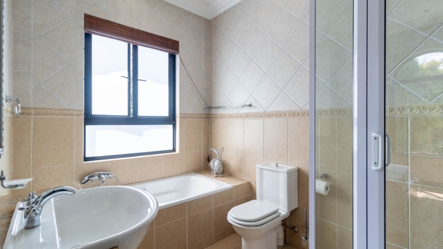 4 Bedroom Property for Sale in Bedfordview Gauteng