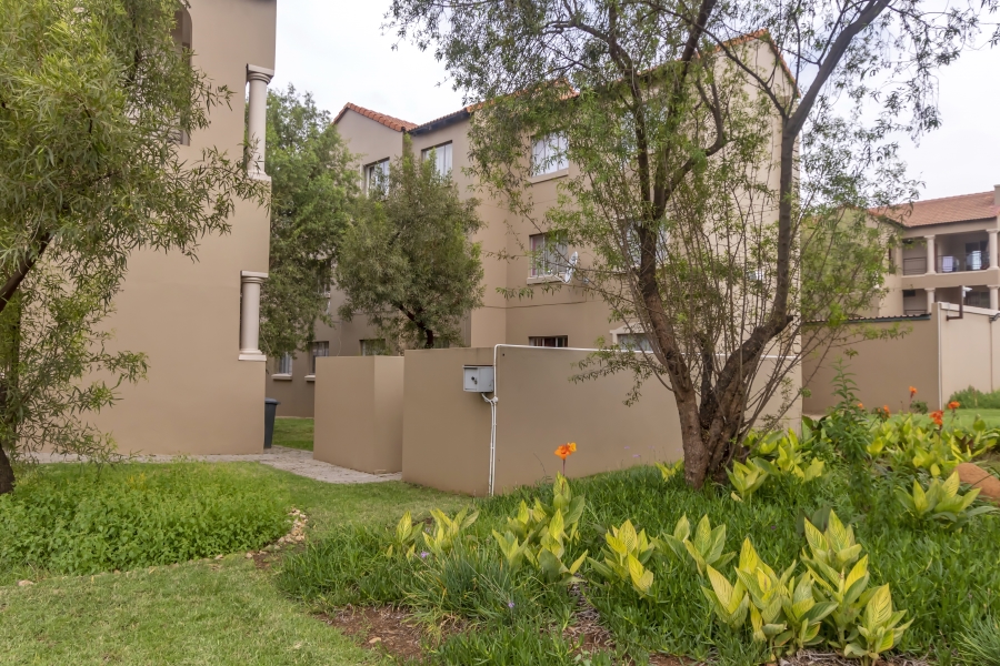 2 Bedroom Property for Sale in North Riding Gauteng