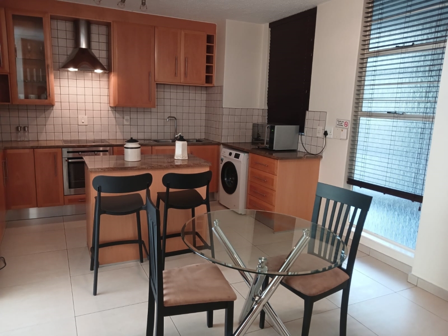 To Let 2 Bedroom Property for Rent in Sandhurst Gauteng