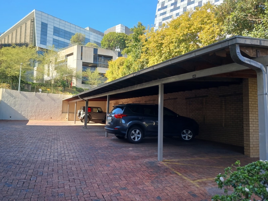 To Let 2 Bedroom Property for Rent in Sandhurst Gauteng