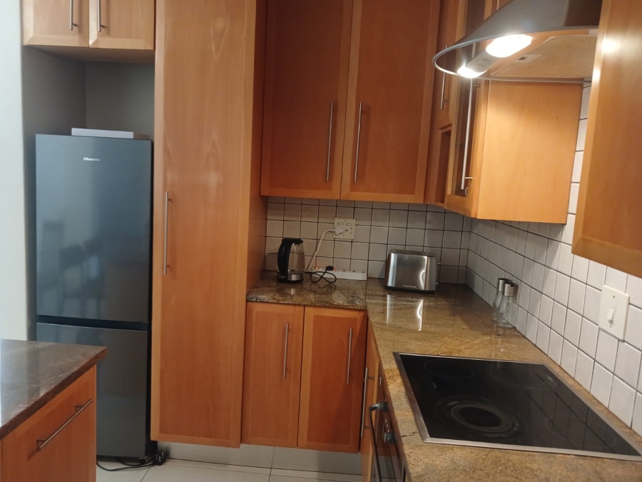 To Let 2 Bedroom Property for Rent in Sandhurst Gauteng