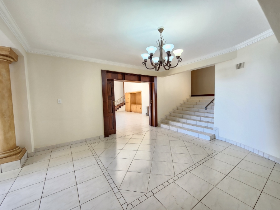 4 Bedroom Property for Sale in Waterkloof Gauteng