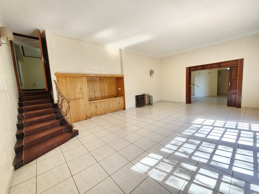 4 Bedroom Property for Sale in Waterkloof Gauteng