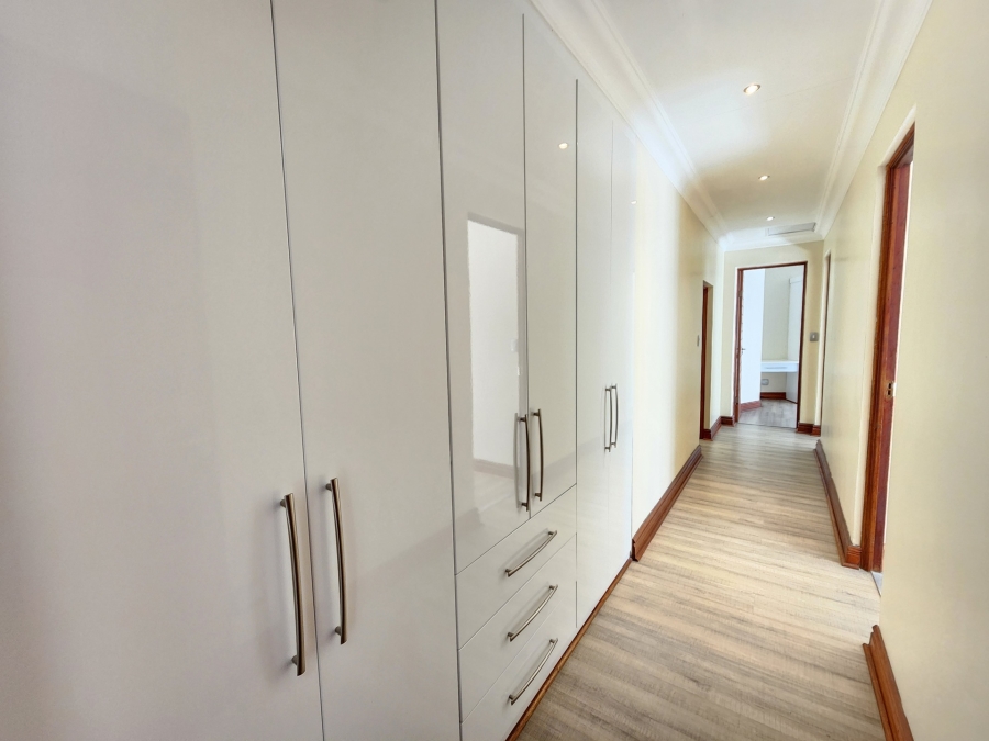 4 Bedroom Property for Sale in Waterkloof Gauteng