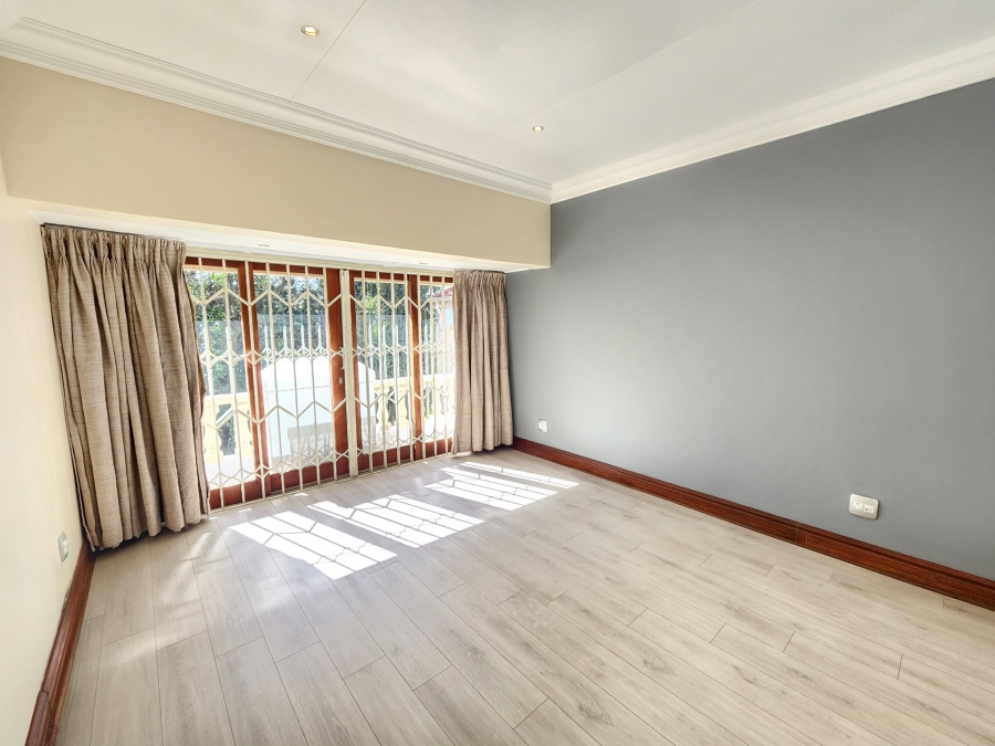 4 Bedroom Property for Sale in Waterkloof Gauteng