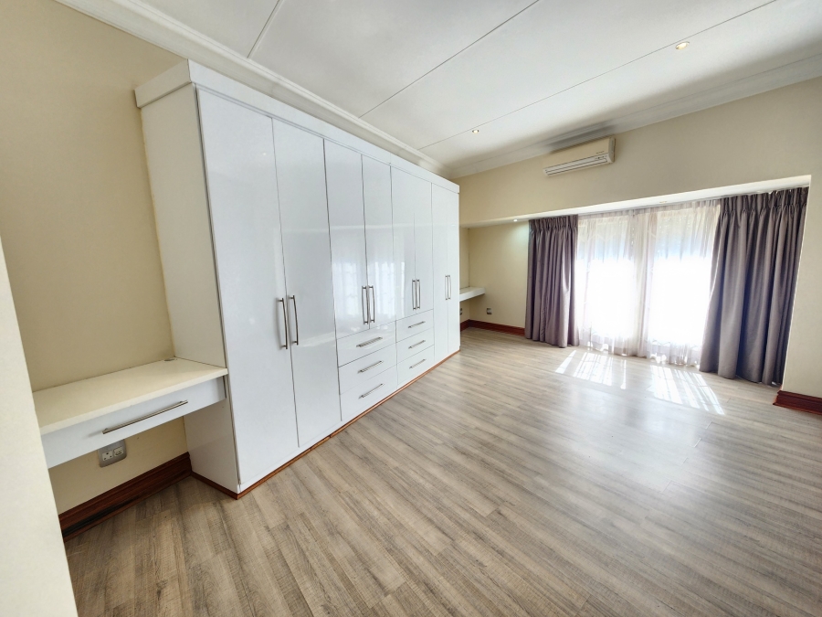 4 Bedroom Property for Sale in Waterkloof Gauteng