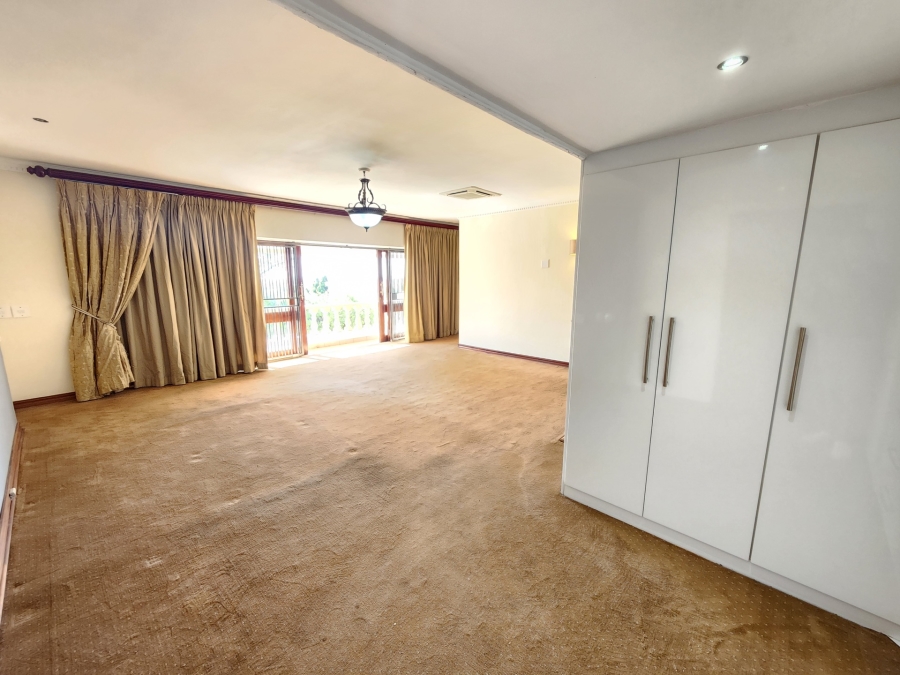 4 Bedroom Property for Sale in Waterkloof Gauteng