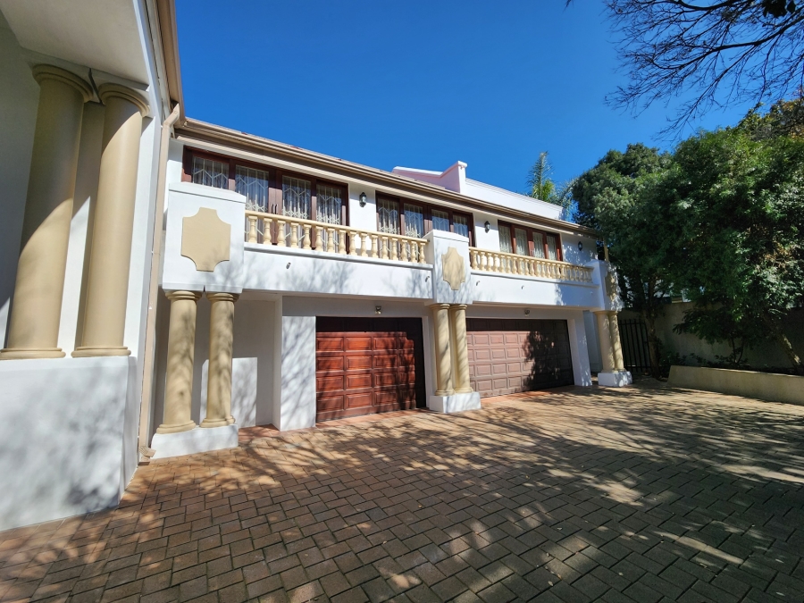 4 Bedroom Property for Sale in Waterkloof Gauteng
