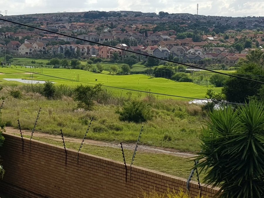 3 Bedroom Property for Sale in Thatchfield Cresent Gauteng