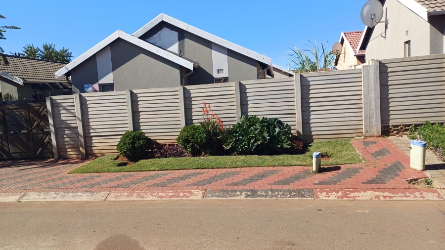 3 Bedroom Property for Sale in Sky City Gauteng
