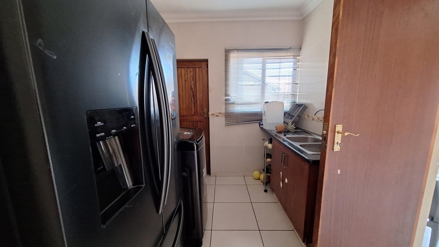 3 Bedroom Property for Sale in Thatchfield Hills Gauteng