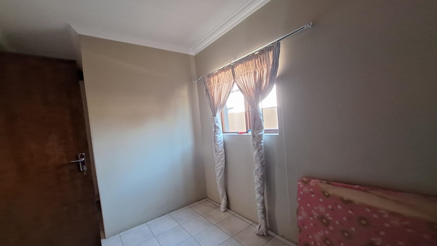 3 Bedroom Property for Sale in Thatchfield Hills Gauteng