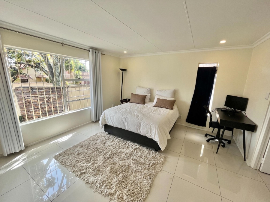 4 Bedroom Property for Sale in Barbeque Downs Gauteng