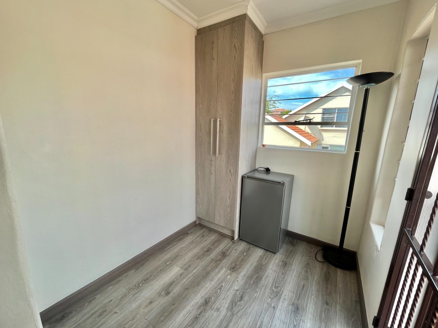 4 Bedroom Property for Sale in Barbeque Downs Gauteng