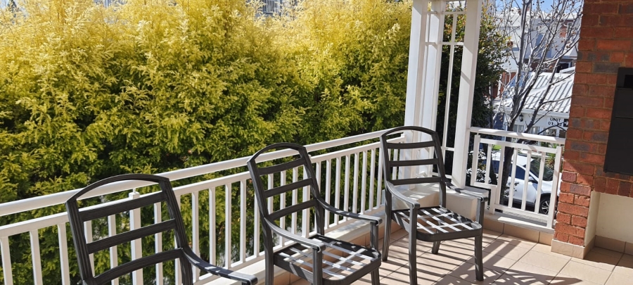 2 Bedroom Property for Sale in Greenstone Hill Gauteng