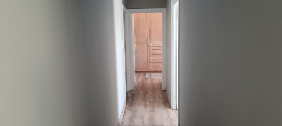 2 Bedroom Property for Sale in Greenstone Hill Gauteng