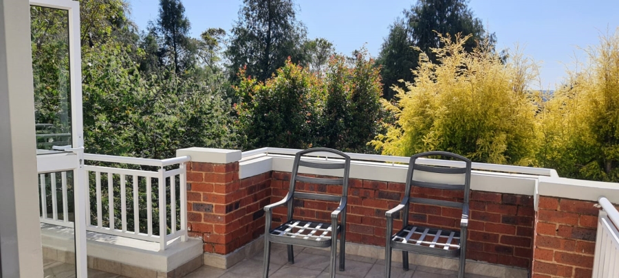 2 Bedroom Property for Sale in Greenstone Hill Gauteng