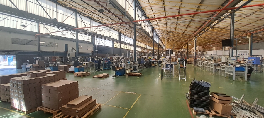 Commercial Property for Sale in Clayville Gauteng