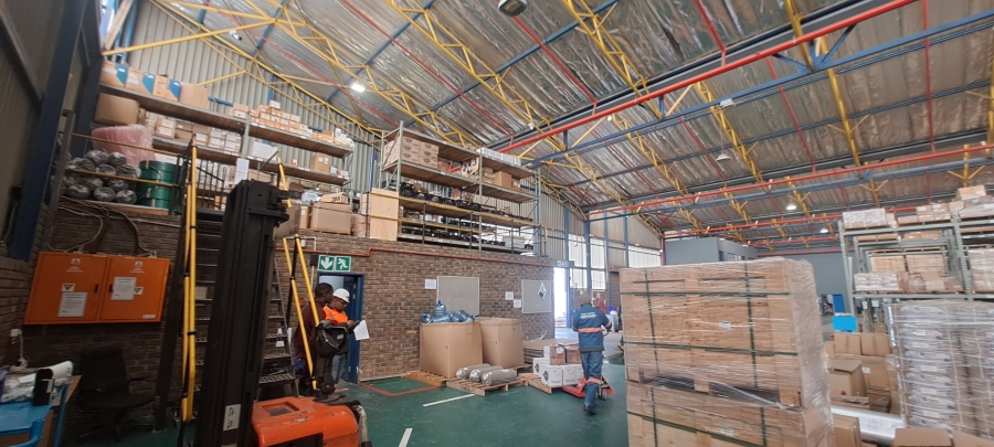Commercial Property for Sale in Clayville Gauteng